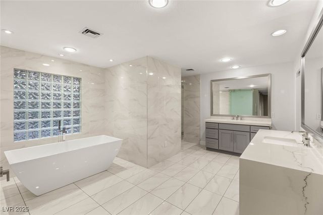 5885 Via Manigua, Las Vegas, NV 89120