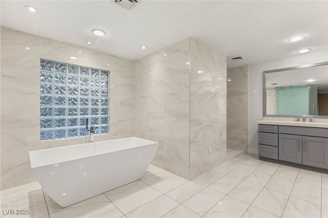 5885 Via Manigua, Las Vegas, NV 89120