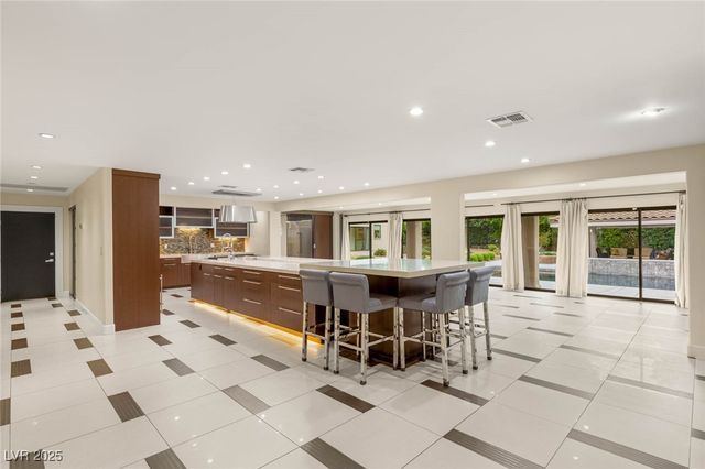 5885 Via Manigua, Las Vegas, NV 89120