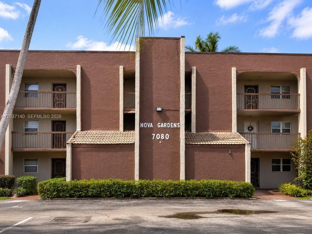 7080 Nova Dr 103B, Davie, FL 33317