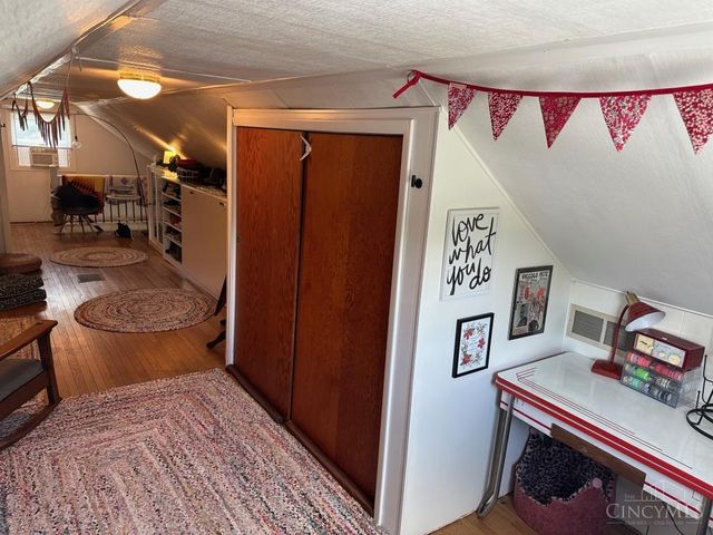 958 Summit Avenue, Glendale, OH 45246