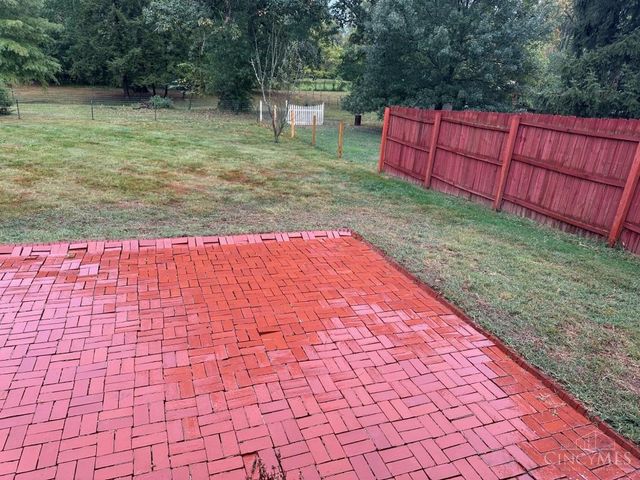 958 Summit Avenue, Glendale, OH 45246