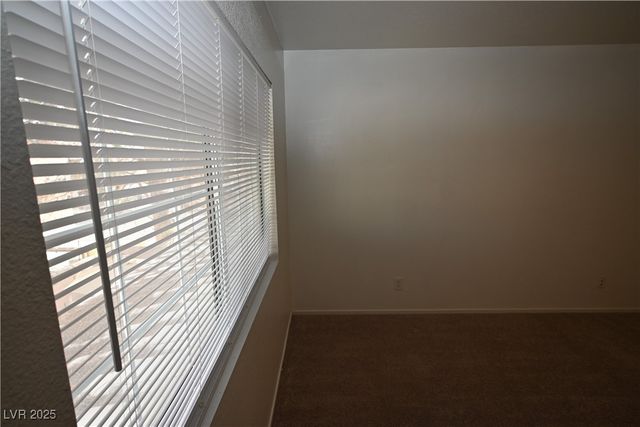 8465 Blue Island Avenue, Las Vegas, NV 89129