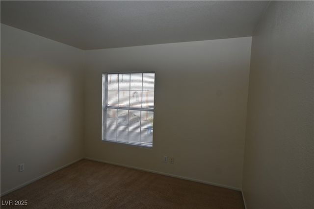 8465 Blue Island Avenue, Las Vegas, NV 89129