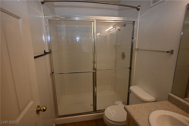 8465 Blue Island Avenue, Las Vegas, NV 89129