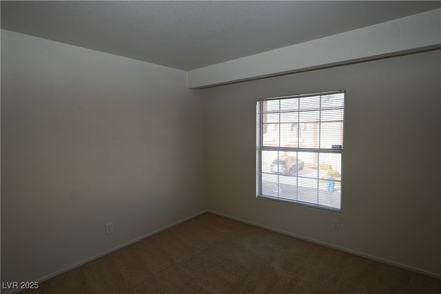 8465 Blue Island Avenue, Las Vegas, NV 89129