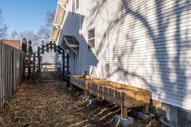 746 Eisenhower Avenue, Janesville, WI 53545