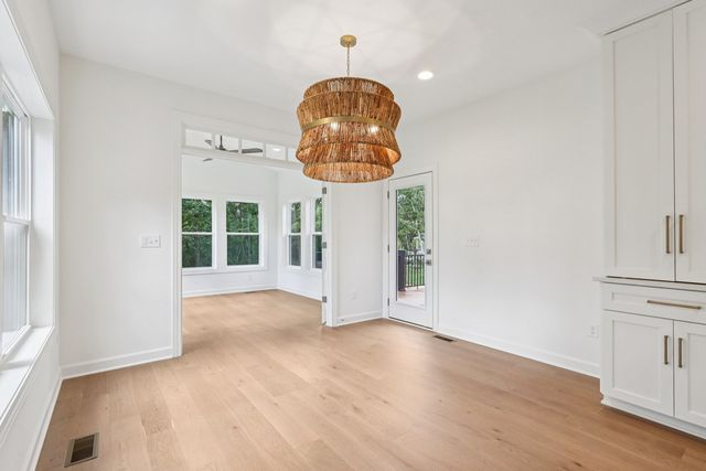 0S275 Bealer Court, Geneva, IL 60134