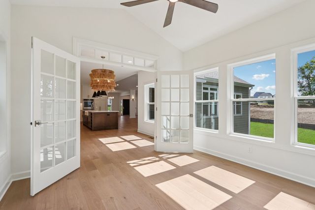 0S275 Bealer Court, Geneva, IL 60134