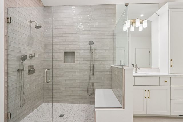 0S275 Bealer Court, Geneva, IL 60134