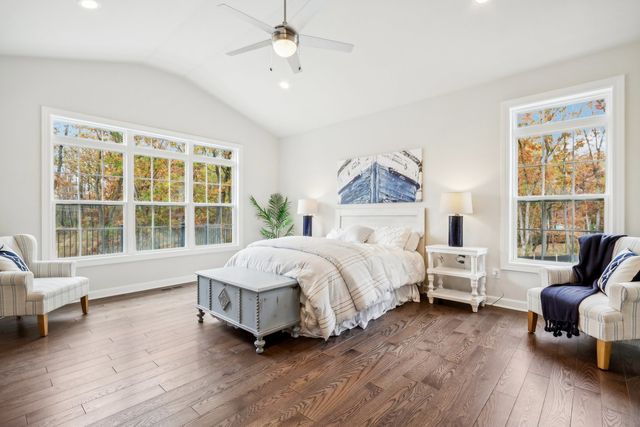 0S275 Bealer Court, Geneva, IL 60134