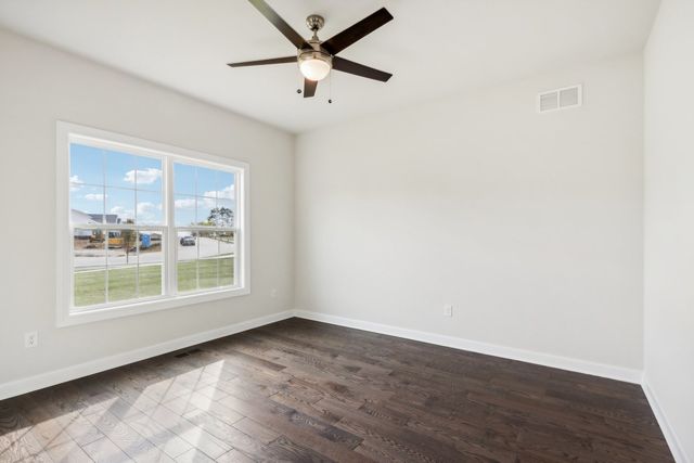 0S275 Bealer Court, Geneva, IL 60134