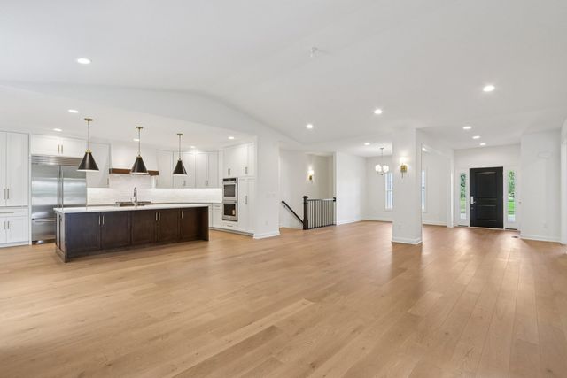 0S275 Bealer Court, Geneva, IL 60134