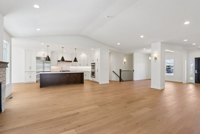 0S275 Bealer Court, Geneva, IL 60134