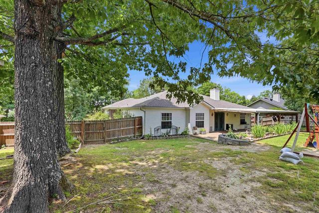 111 Ridge Terrace, Hot Springs National Park, AR 71913
