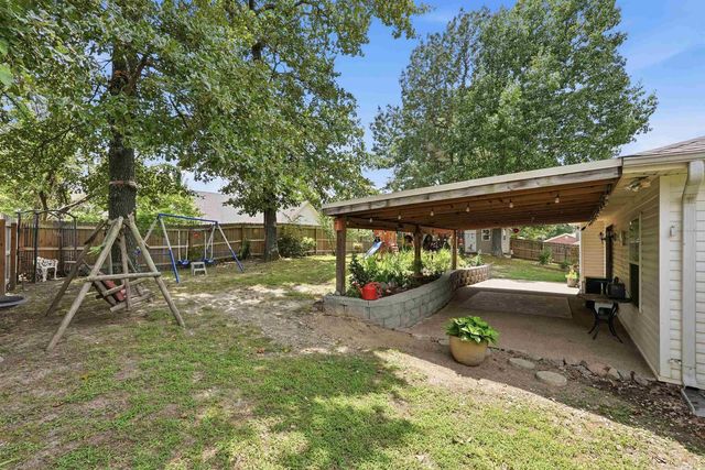 111 Ridge Terrace, Hot Springs National Park, AR 71913