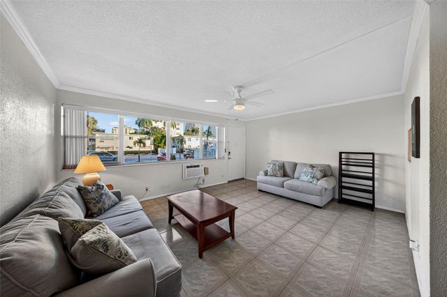 625 Antioch Ave 108, Fort Lauderdale, FL 33304