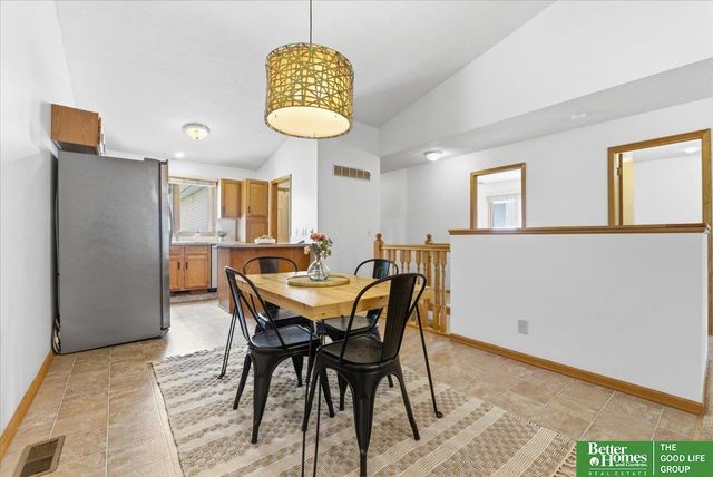 2320 Dodge Street, Lincoln, NE 68521