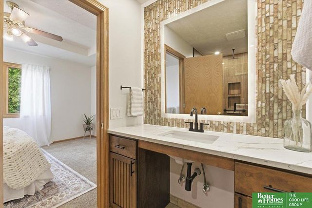2320 Dodge Street, Lincoln, NE 68521