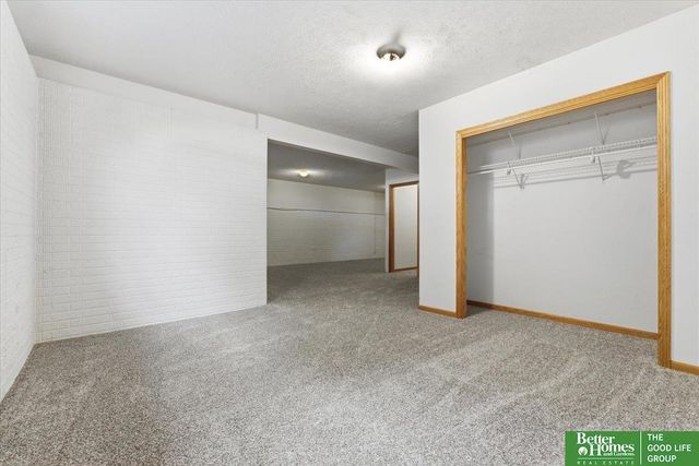 2320 Dodge Street, Lincoln, NE 68521