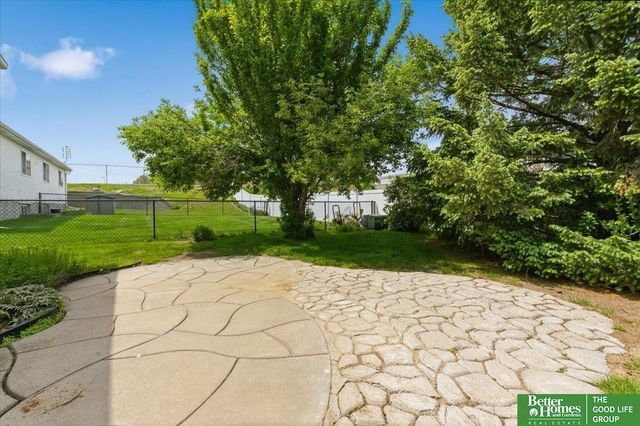 2320 Dodge Street, Lincoln, NE 68521