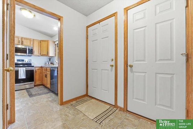 2320 Dodge Street, Lincoln, NE 68521