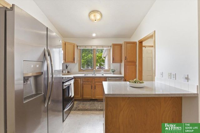 2320 Dodge Street, Lincoln, NE 68521