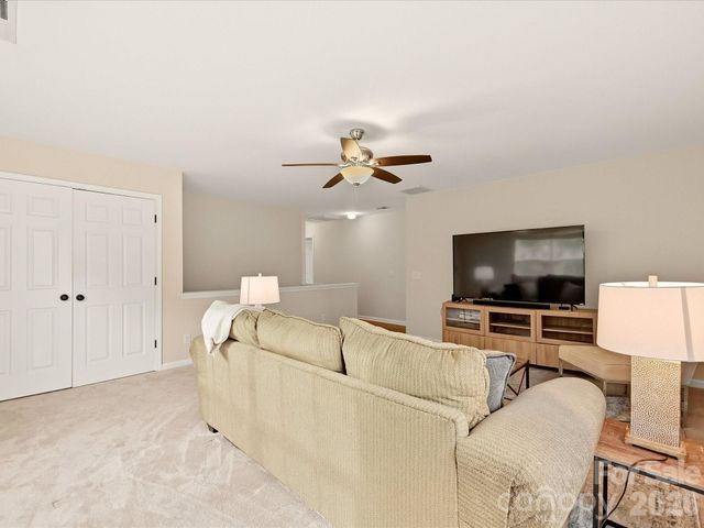 16006 Lavenham Road, Huntersville, NC 28078
