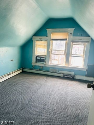 32 Hemlock St, Paterson City, NJ 07503