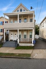32 Hemlock St, Paterson City, NJ 07503