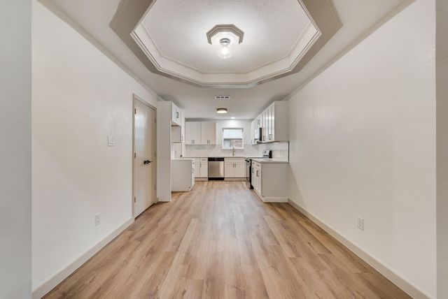 1606 Highpoint Drive, Lewisville, TX 75077