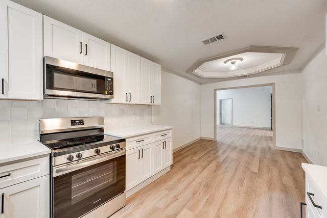 1606 Highpoint Drive, Lewisville, TX 75077