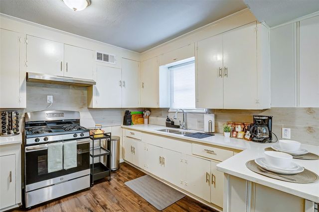 4440 Castor Street, Houston, TX 77022