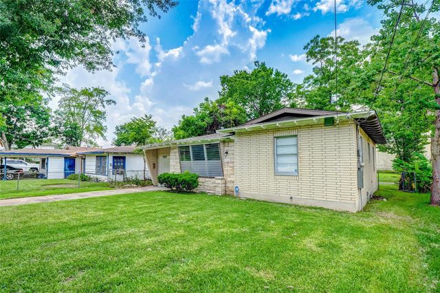 4440 Castor Street, Houston, TX 77022