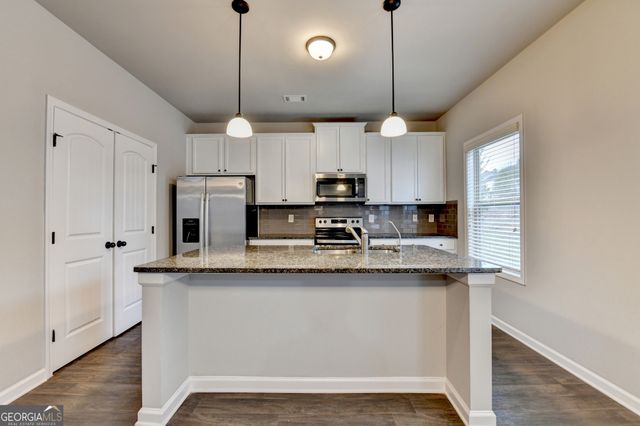 1145 Glenwyck Drive, Braselton, GA 30517