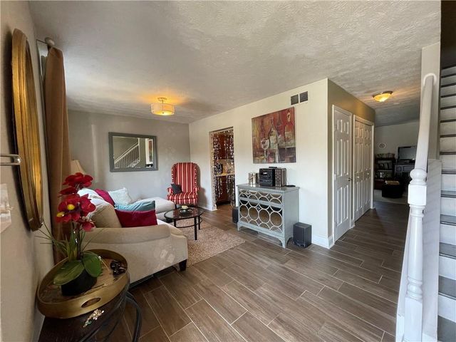 1198 Ashborough Terrace F, Marietta, GA 30067