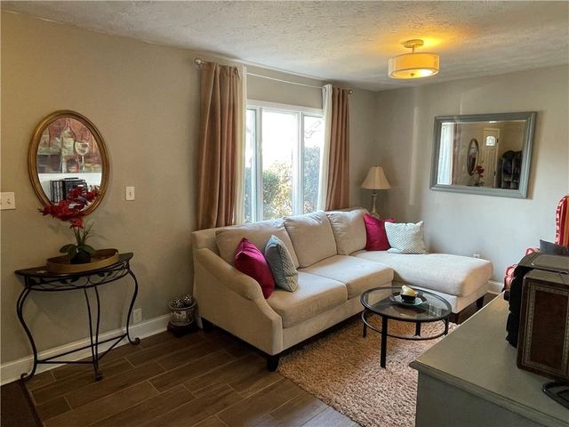 1198 Ashborough Terrace F, Marietta, GA 30067