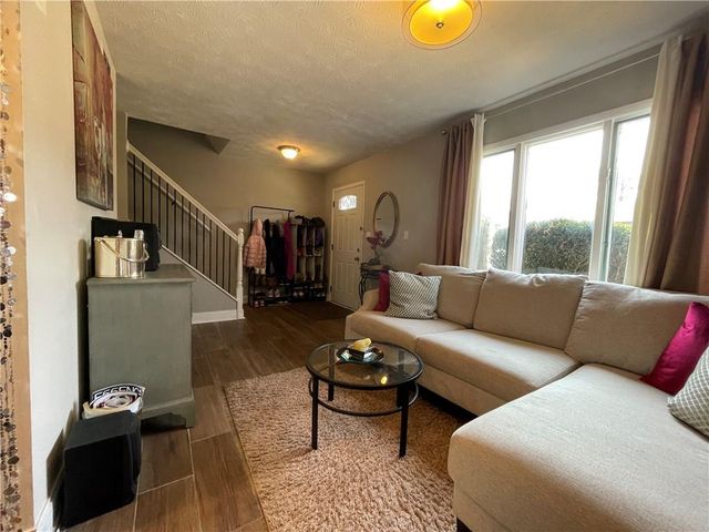 1198 Ashborough Terrace F, Marietta, GA 30067