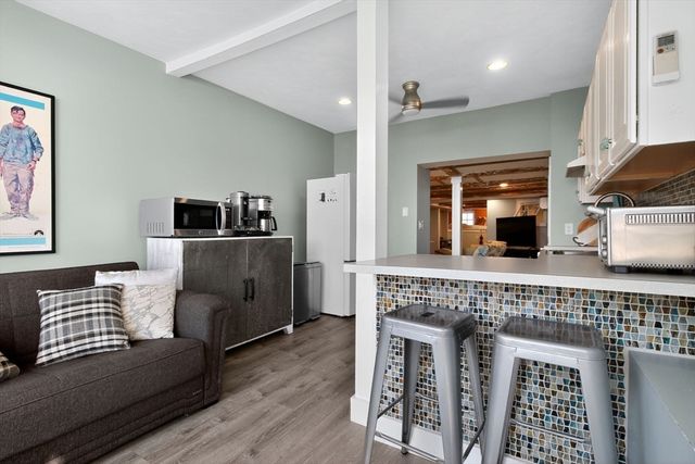 441 Commercial St B, Provincetown, MA 02657