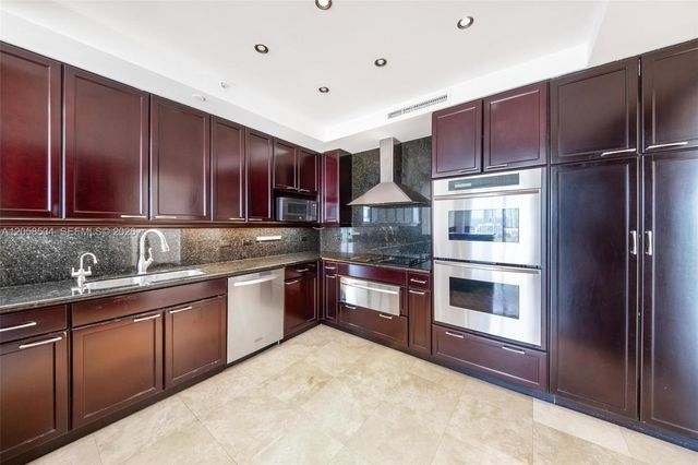 3201 NE 183rd Street 2506, Aventura, FL 33160