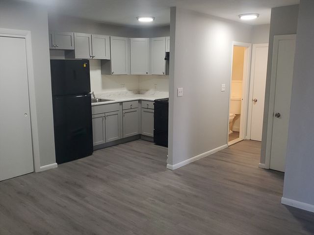 760 Cummins Highway 26, Boston, MA 02126