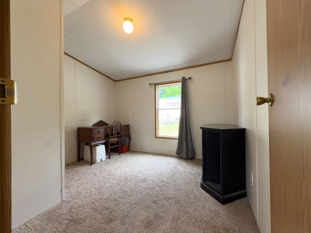 53 Morways Park, Charlestown, NH 03603