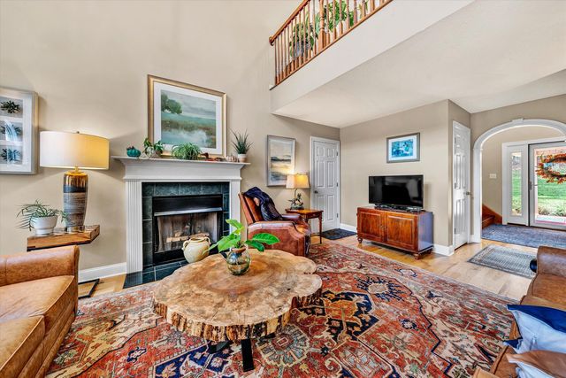 125 Backcove DR, Moneta, VA 24121