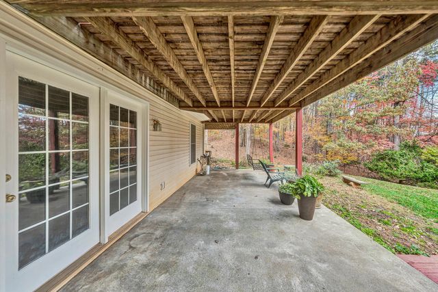 125 Backcove DR, Moneta, VA 24121