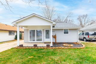 8032 William Street, Taylor, MI 48180