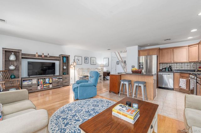 2204 Cedar Path, Riverhead, NY 11901