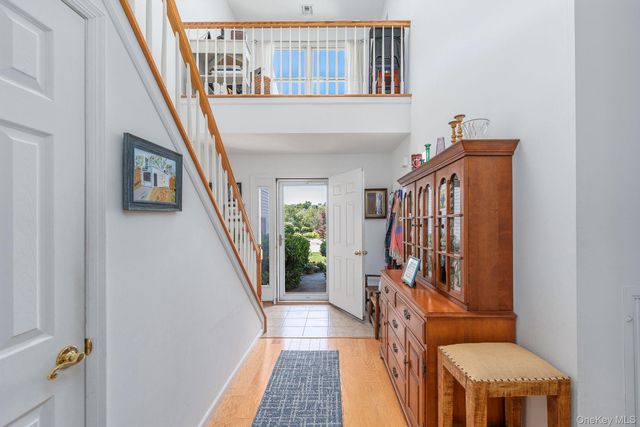 2204 Cedar Path, Riverhead, NY 11901