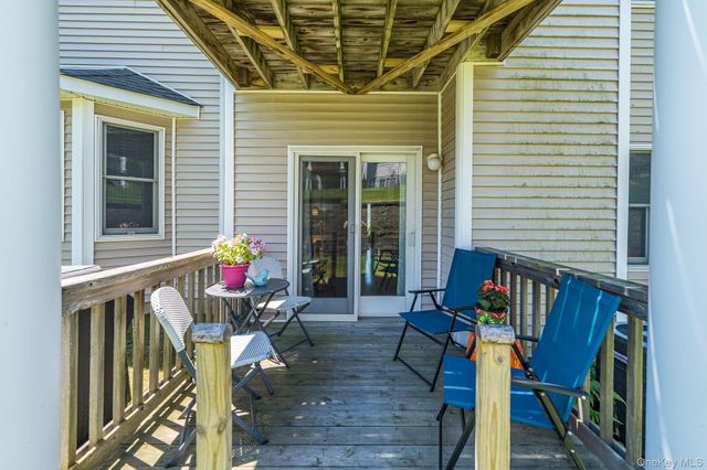 2204 Cedar Path, Riverhead, NY 11901