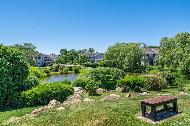 2204 Cedar Path, Riverhead, NY 11901