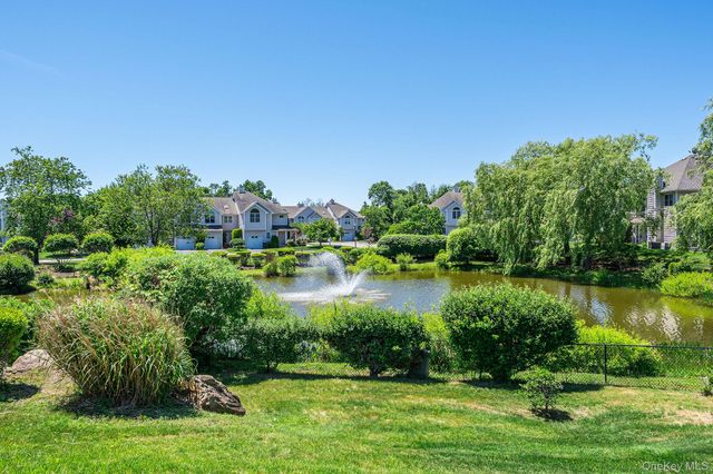 2204 Cedar Path, Riverhead, NY 11901